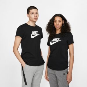 Camiseta Nike Sportswear Essential Icon Futura Feminina