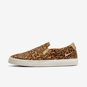 Tênis Nike Court Legacy Leopard Slip-On Feminino