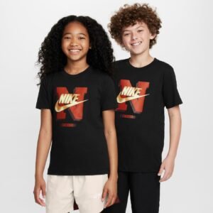 Camiseta Nike Sportswear Futura Infantil