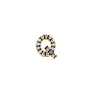 Brinco Único Letra Q em Ouro Amarelo 18k com Diamantes